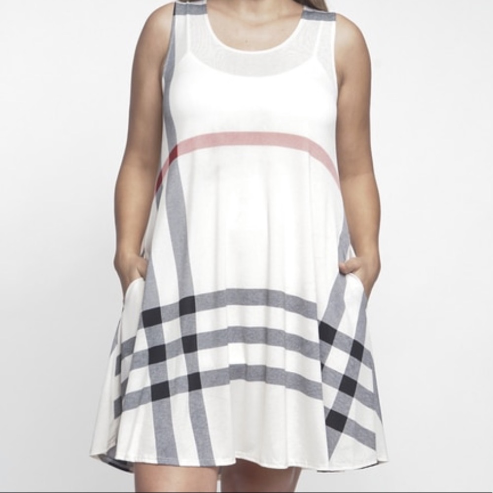 NEW!!! PLUS SIZE SLEEVELESS SWING DRESS W/POCKETS